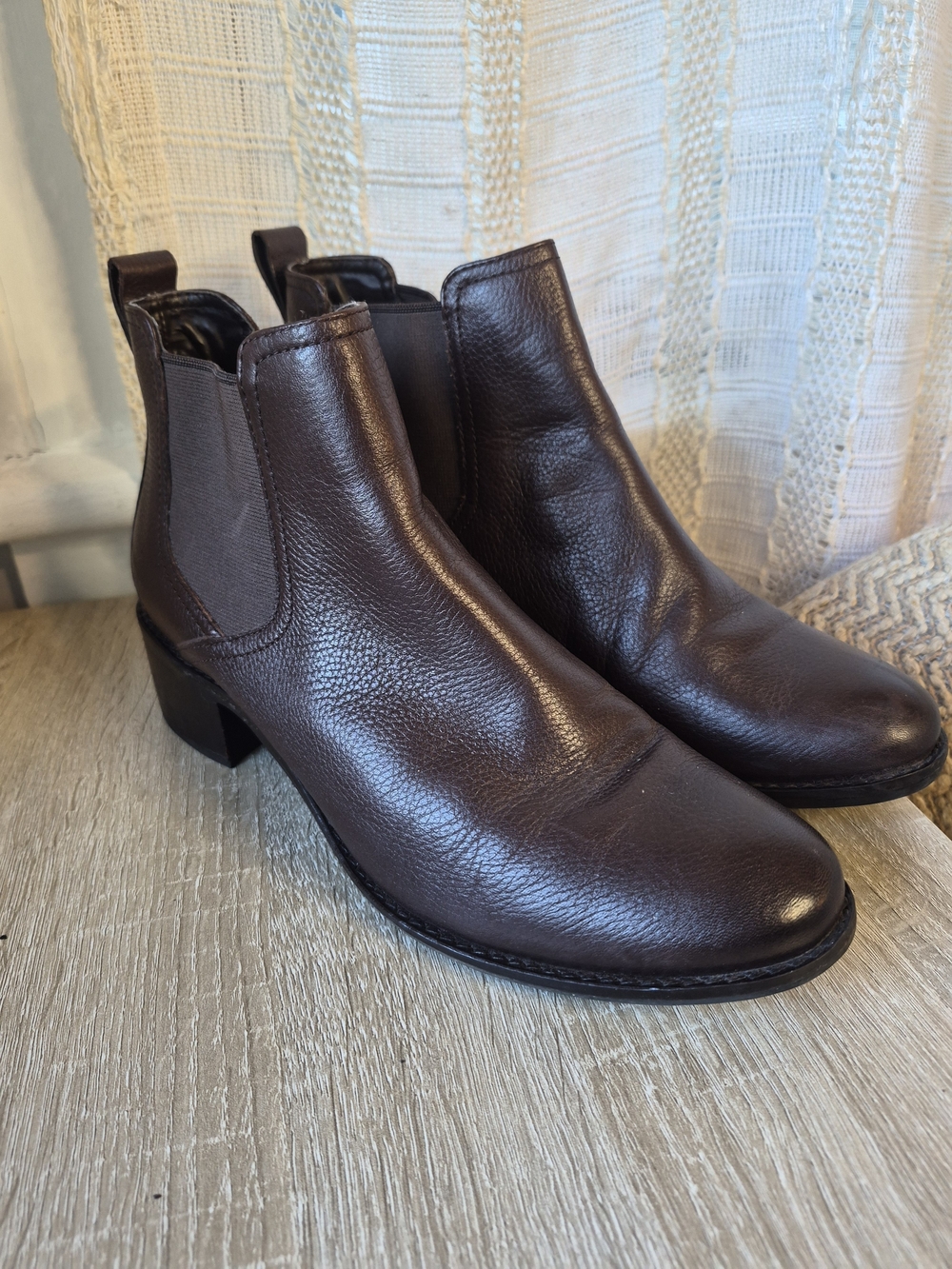 Cole Haan Dark Brown Leather Chelsea Booties Size 9